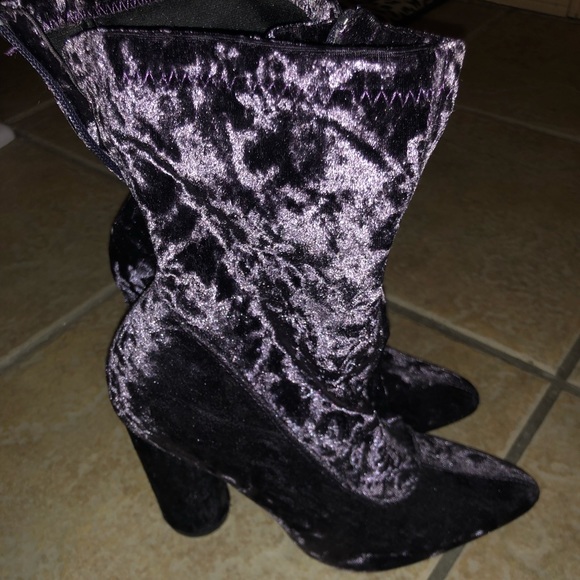 Cape Robbin Purple Velvet Booties - Picture 2 of 3